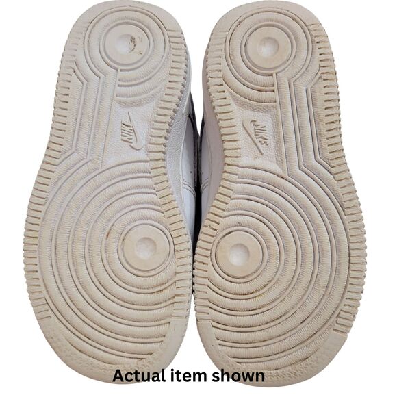 👟 Nike Air Force 1 LE Triple White Low Toddler Kids 9C Classic Style - Picture 8 of 9
